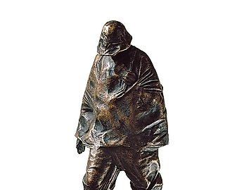 Рыбак. 1984. Бронза. 30x8x14 см