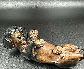 Статуэтка Такса лежащая на спине Фабрика Карл Энс Porzellanfabrik Karl Ens