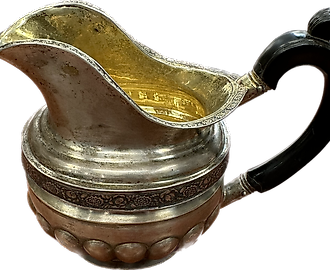 Русский серебряный молочник. Россия, 1830 год.