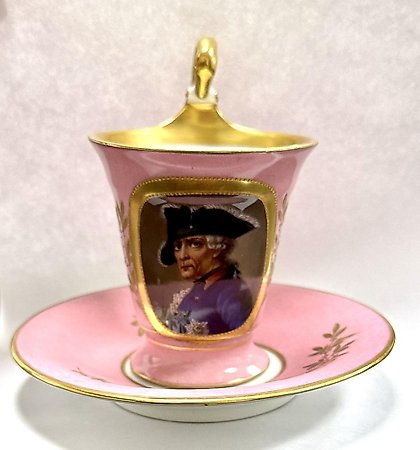 购买 带有腓特烈大帝图案的碗和碟 KPM