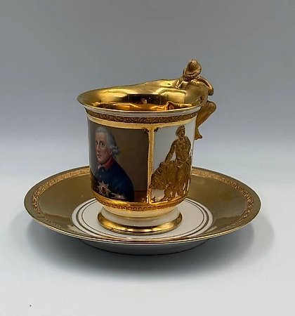 купить Чашка с блюдцем и портретом Фридриха Великого КРМ 1870 г