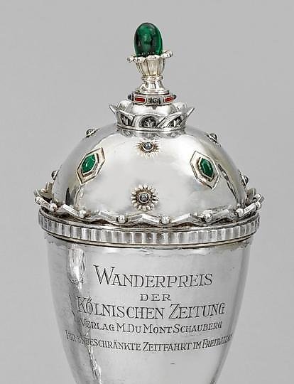 购买 新艺术运动-盖·奖杯，作为徒步奖励自由热气球飞行。