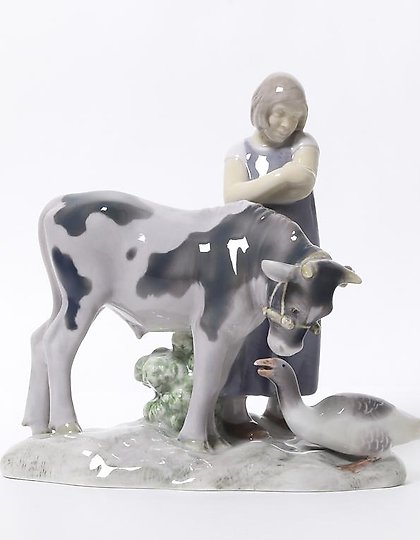 购买 一个有牛和鹅的女孩