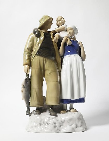 купить Семья рыбака. Дания, г. Копенгаген, Bing & Grondahl.