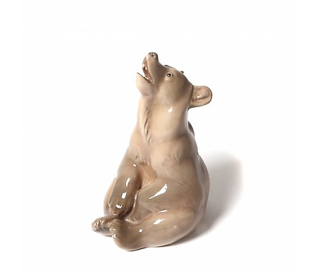 瓷器雕像“熊”。Bing Grondahl，RRR