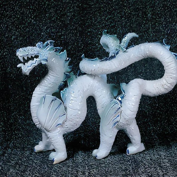 龙，1999年，陶土，珐琅，44x33x25