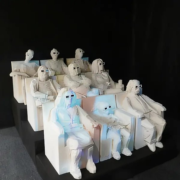 Кино, 2004, поролон, акрил, размеры переменные (около 160x250x190 см)