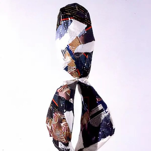 Zero, 1989, папье-маше, коллаж, 45х15х25
