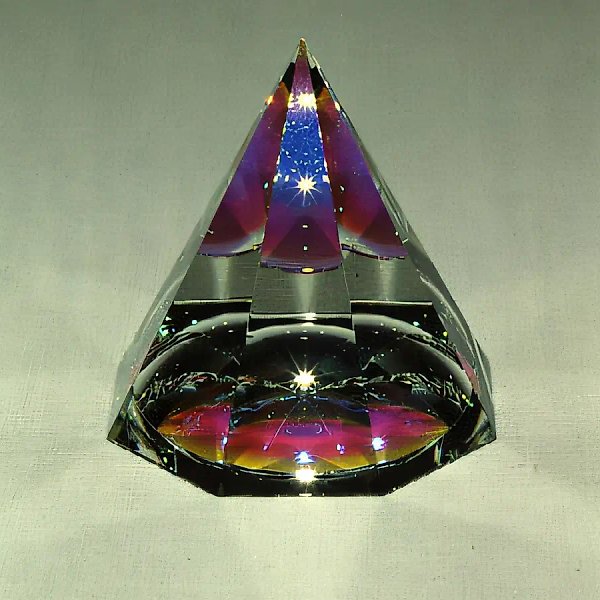 Феерия, 1991, широкая грань, полировка, H - 100, D - 100