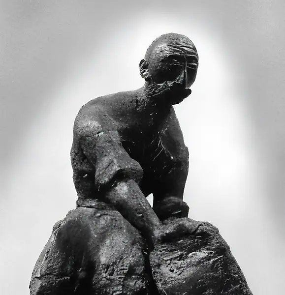 Builder, 1986, bronze, 80x45x50. Author`s property