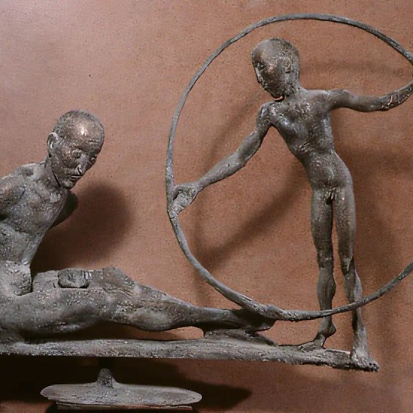 Дед и внук, 1987, бронза, 130х180х180 Собственность Болгарской национальной галереи. София.