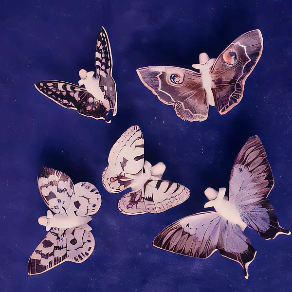 Свинки с крыльями бабочки (5 наименований), 1994, фарфор, 4,5х5,5х8,5...5х8х12,5 Собственность автора