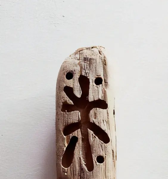 Зверёныш I, 1993, смешанная техника, 15x5 см. Собственность автора