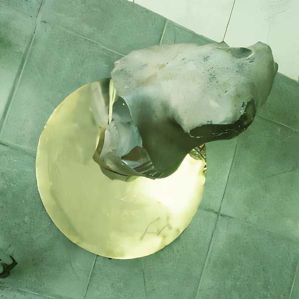 Час Быка, 1997, латунь, кремний, 60х50х40