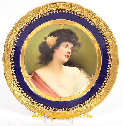 Royal Vienna Porcelain, Royal Vienna Princess Portrait Gilt Cabinet Plate