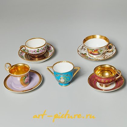 Royal Vienna Porcelain, Huge collection porcelain cups and saucers