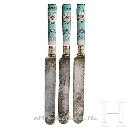 Русское серебро, Три русских ножа с фарфоровыми ручками из серебра
