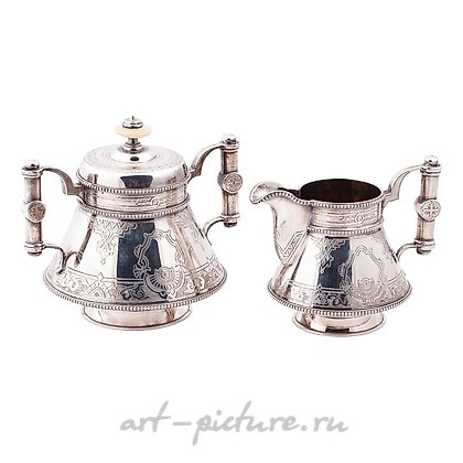 俄罗斯银, 俄罗斯银质镀金糖罐和牛奶壶