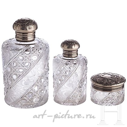 Русское серебро, Декоративный набор из трех предметов.