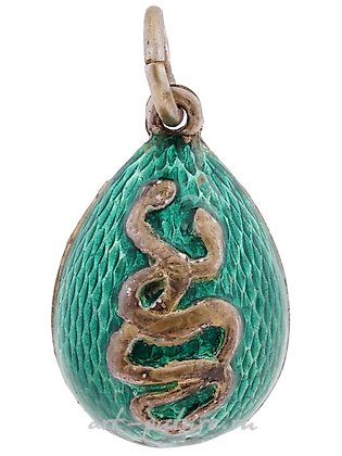 俄罗斯银, 俄罗斯的镀金蛋形吊坠