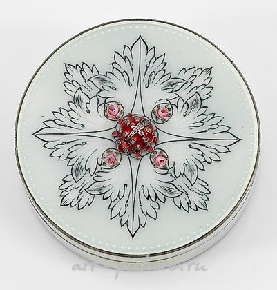 俄罗斯银, 圆形搪瓷装饰盒