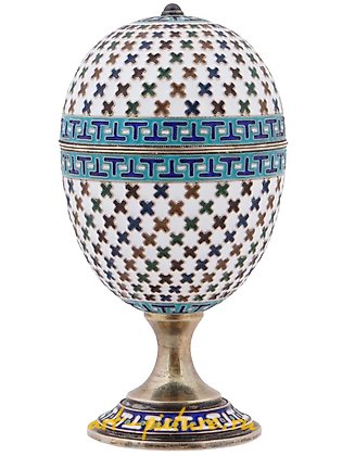 俄罗斯银, 俄罗斯银蛋，采用琺瑯和雕刻图标装饰。