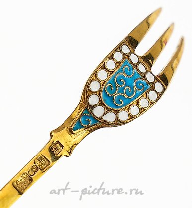 俄罗斯银, Gustave Klingert叉子是俄罗斯的，镀金的，带有珐琅。