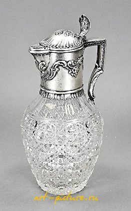 俄罗斯银, 美丽的水晶壶，带有俄罗斯雕刻和带夹子的沉重银盖。
