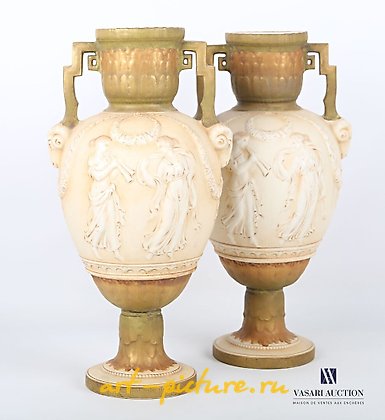 维也纳皇家瓷器, 恩斯特·瓦利斯（Ernst Wahliss，1836-1900）- 皇家维也纳。
多色绘画...