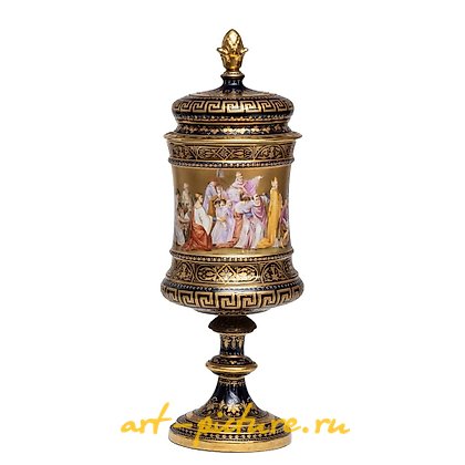 维也纳皇家瓷器, 维也纳独立派装饰艺术风格：挂式纯羊毛手工编织挂毯。