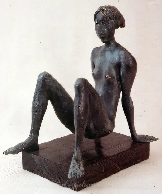 《裸体》，1994年，青铜，40×37×25，作者自藏