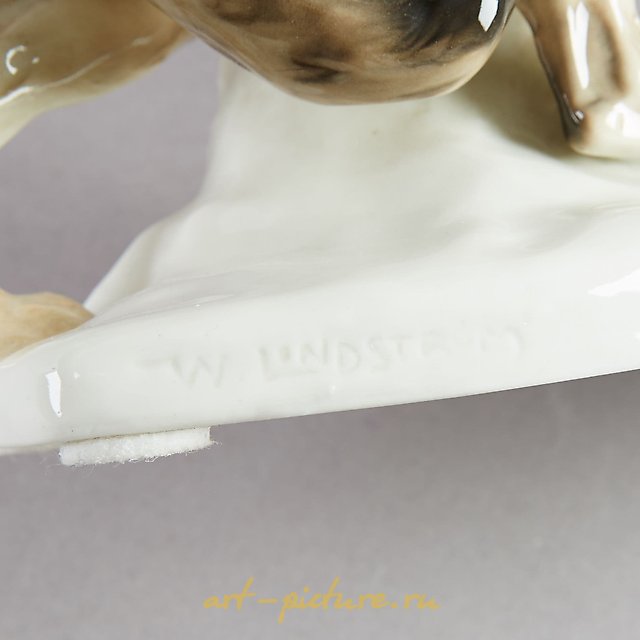 Wolf. Sweden, Rörstrand, first half of the 20th century.