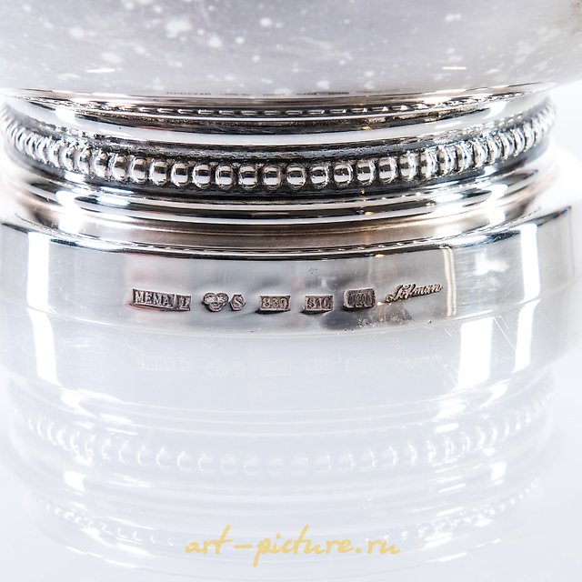 Vase, designer Erik Löfman, Sweden, Mema, 1992, approximately 174 g, 830 silver, diameter 13 cm.