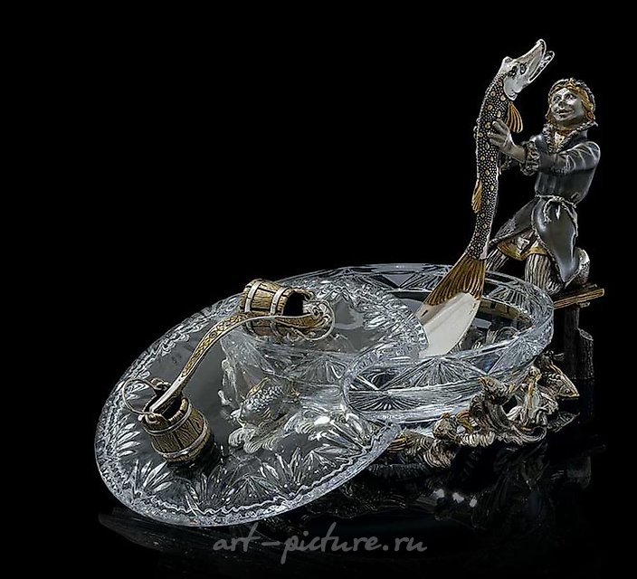 "Икорница По щучьему велению" can be translated into simplified Chinese as "鱼子酱《根据鲶鱼的命令》".