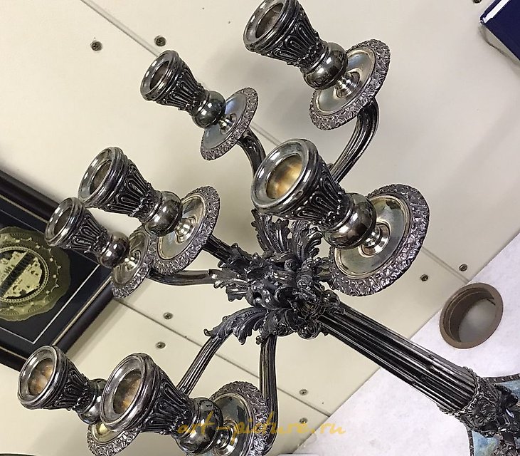 The translation of "Канделябр STANCAMPIANO EUGENIO, Palermo" into English is "Candelabrum STANCAMPIANO EUGENIO, Palermo."