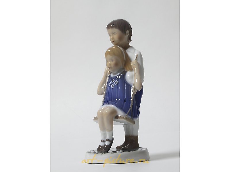 愉快的飞行。丹麦，哥本哈根，Bing & Grondahl