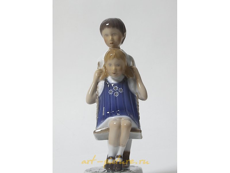 愉快的飞行。丹麦，哥本哈根，Bing & Grondahl