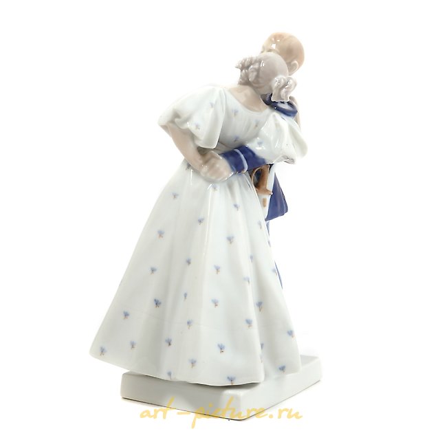 "Soldier and Princess. Denmark, Copenhagen, Royal Copenhagen."