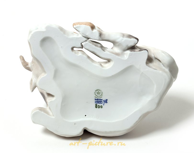 Cow with calf. Denmark, Copenhagen, Royal Copenhagen.