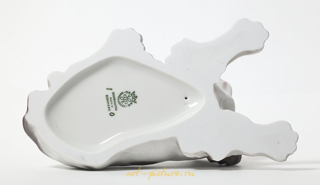 Spaniel. Denmark, Lyngby Porcelain