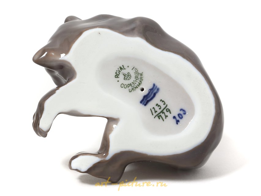 小熊。丹麦，哥本哈根，皇家哥本哈根，1923-1928年。