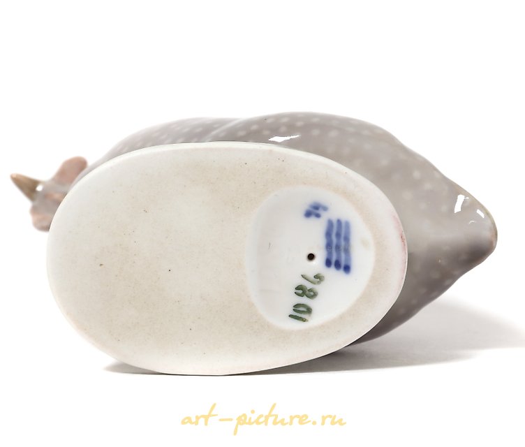 "Guinea fowl. Denmark, Copenhagen, Royal Copenhagen, 1898-1923."