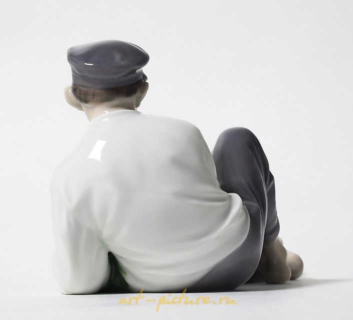 男孩在午餐。丹麦，哥本哈根，皇家哥本哈根。