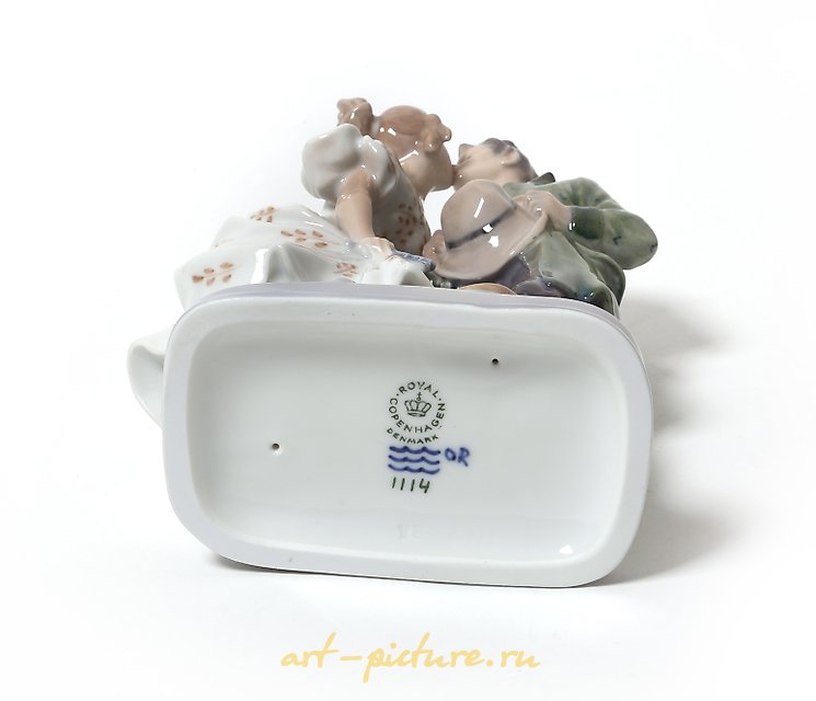 "The Princess and the Swineherd. Denmark, Copenhagen, Royal Copenhagen."