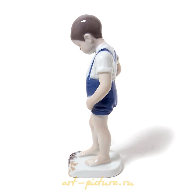 The boy with a crab. Denmark, Copenhagen, Bing & Grondahl.