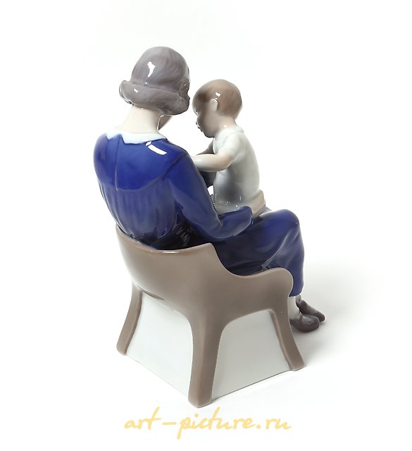 幸福的家庭。丹麦，哥本哈根，Bing & Grondahl