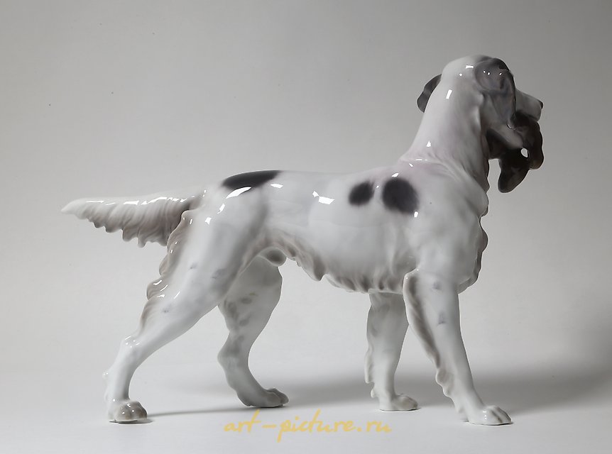 猎犬与鹌鹑。丹麦，哥本哈根，Bing & Grondahl