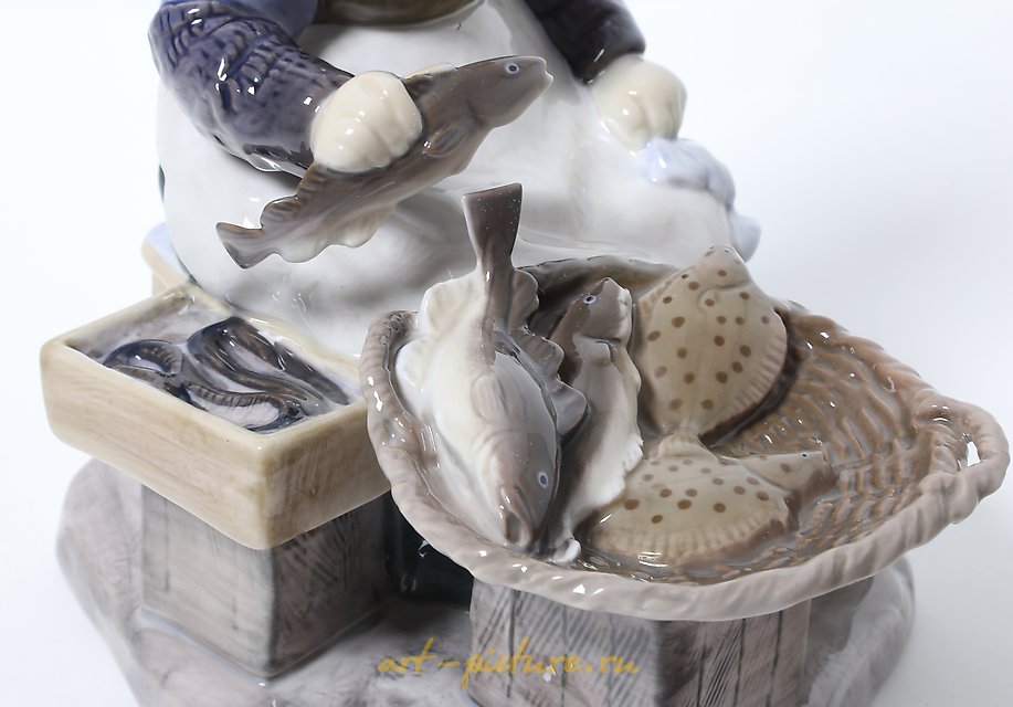 Рыбная лавка. Дания, г. Копенгаген, Bing & Grondahl