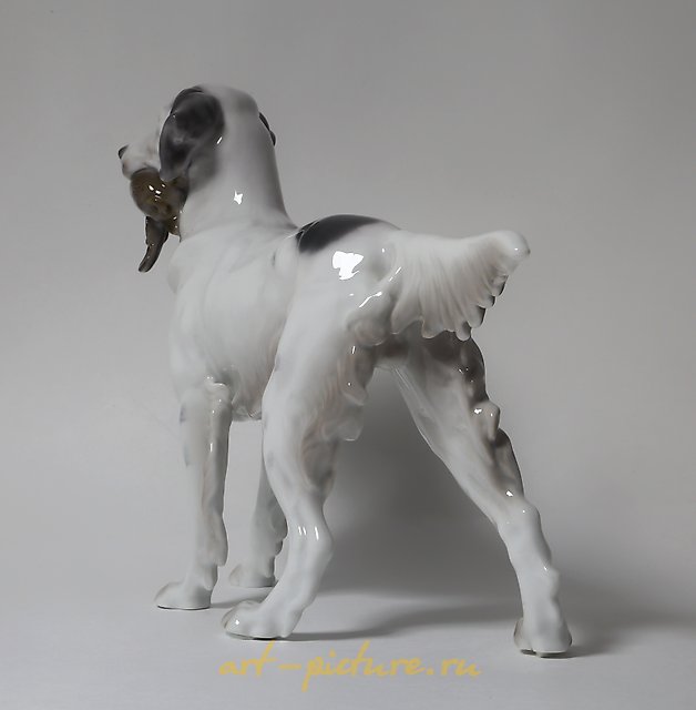 猎犬与鹌鹑。丹麦，哥本哈根，Bing & Grondahl