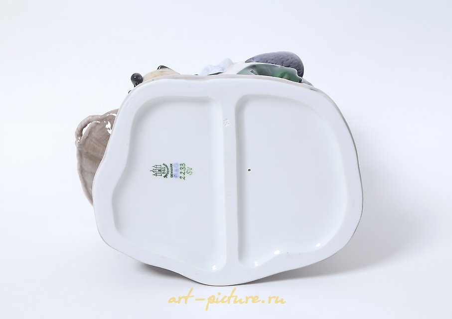 Рыбная лавка. Дания, г. Копенгаген, Bing & Grondahl